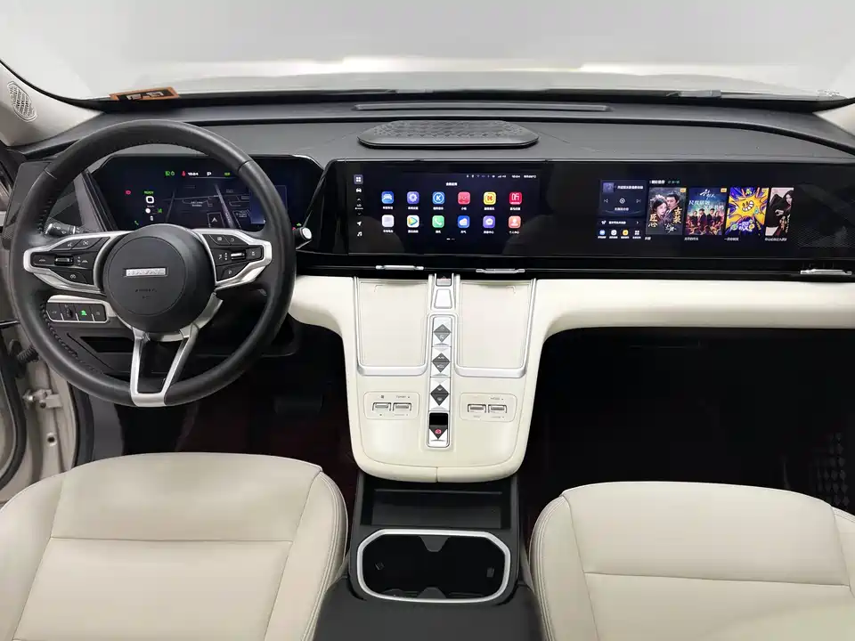 Haval Xiaolong MAX Haval Xiaolong MAX