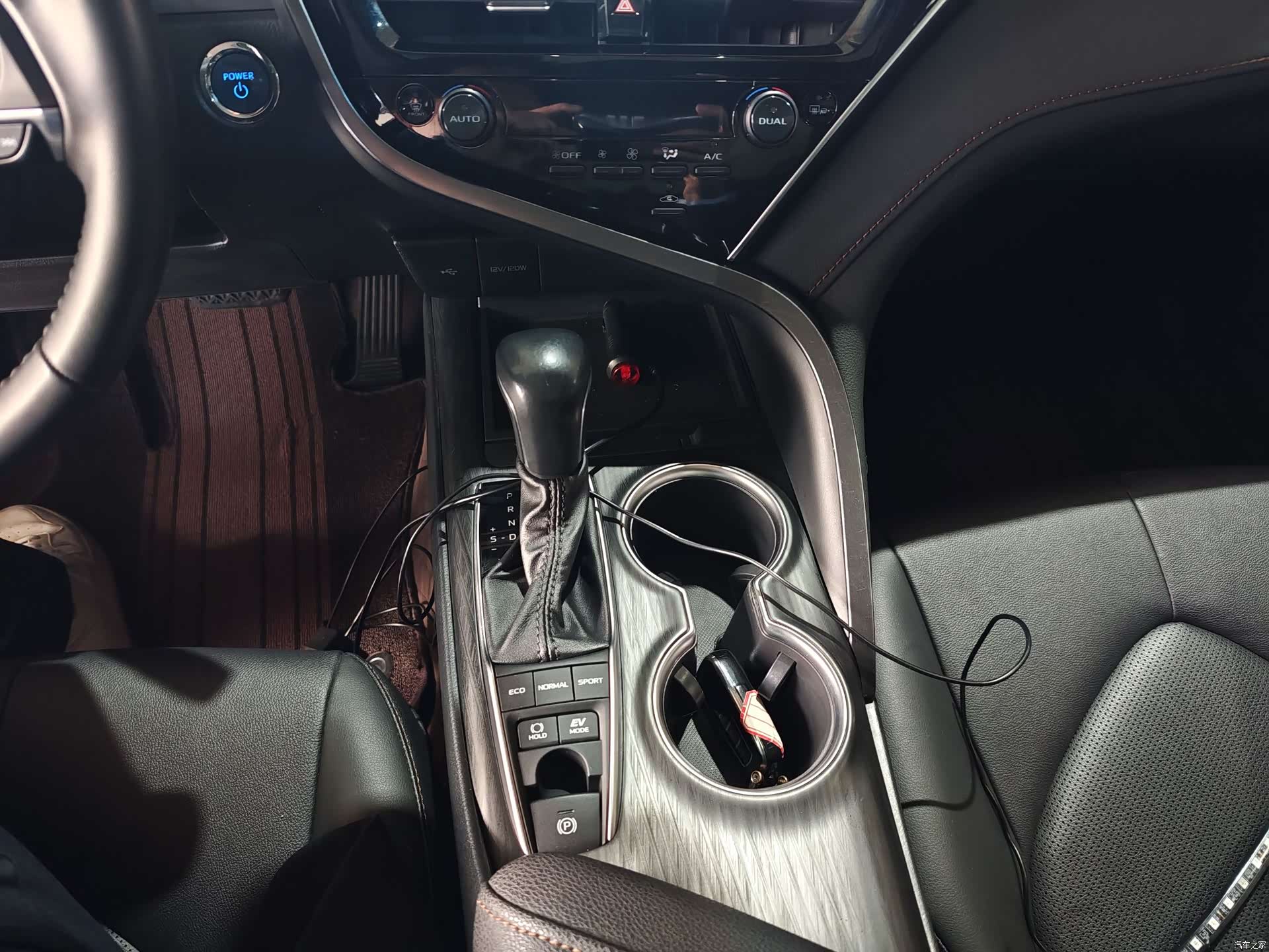 Toyota Camry, 2022 13