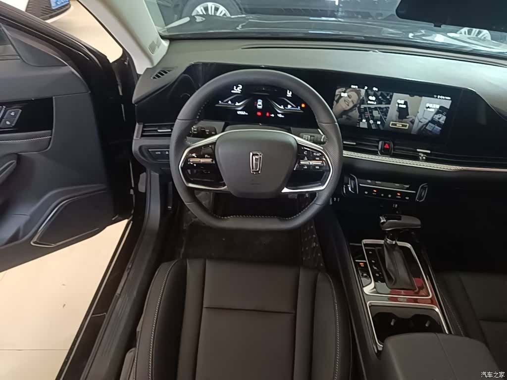Bestune B70, 2022 11