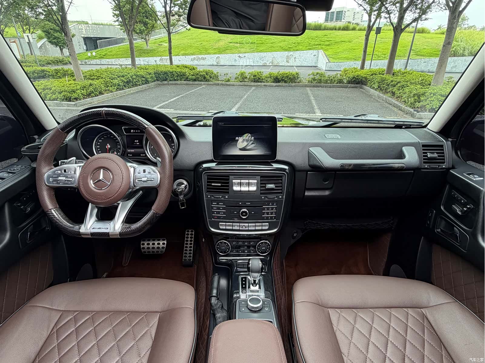 Mercedes-Benz G-Class, 2019 14