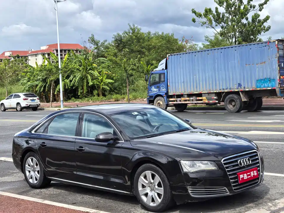 Audi A8