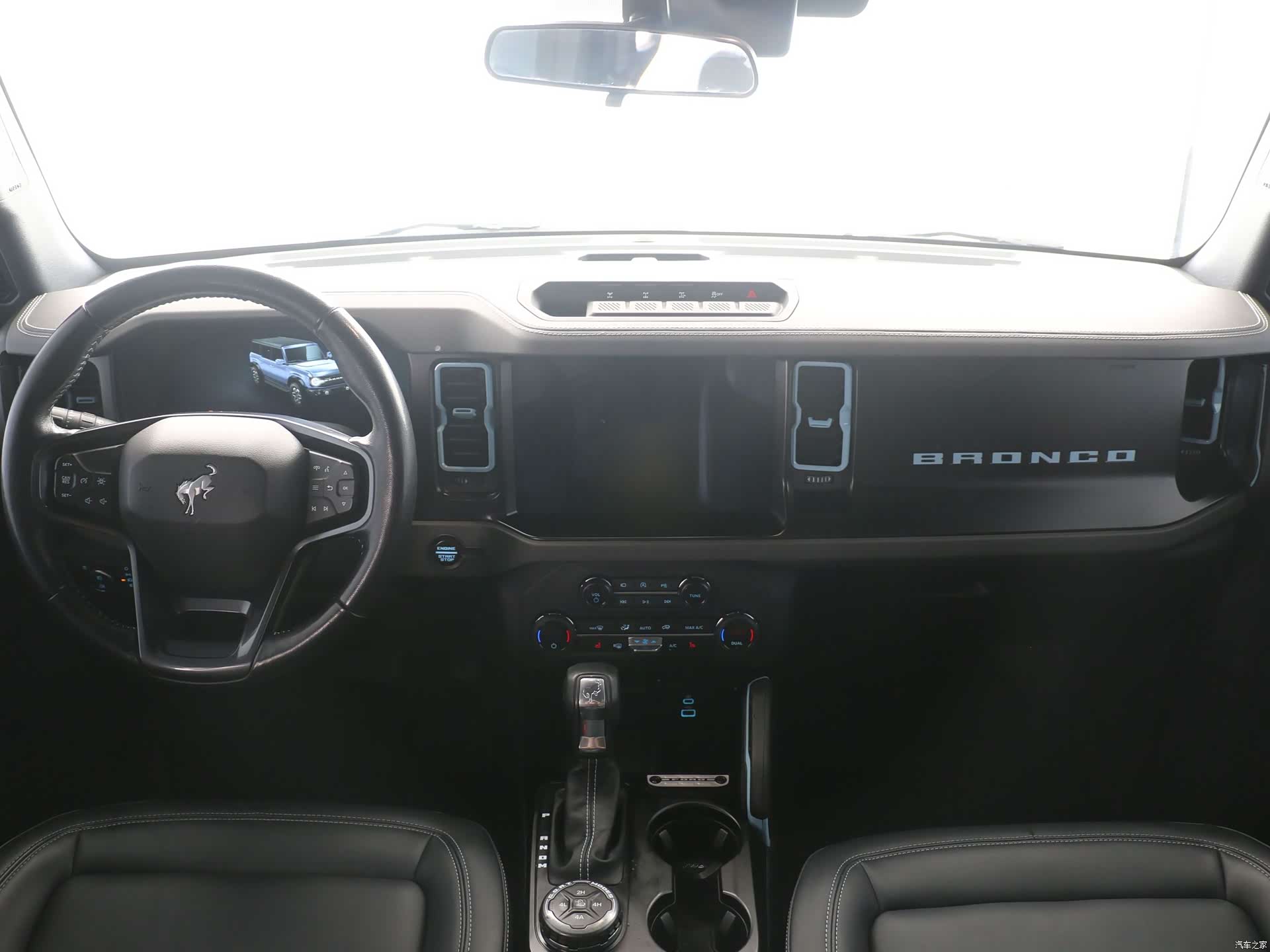 Ford Bronco, 2025 9