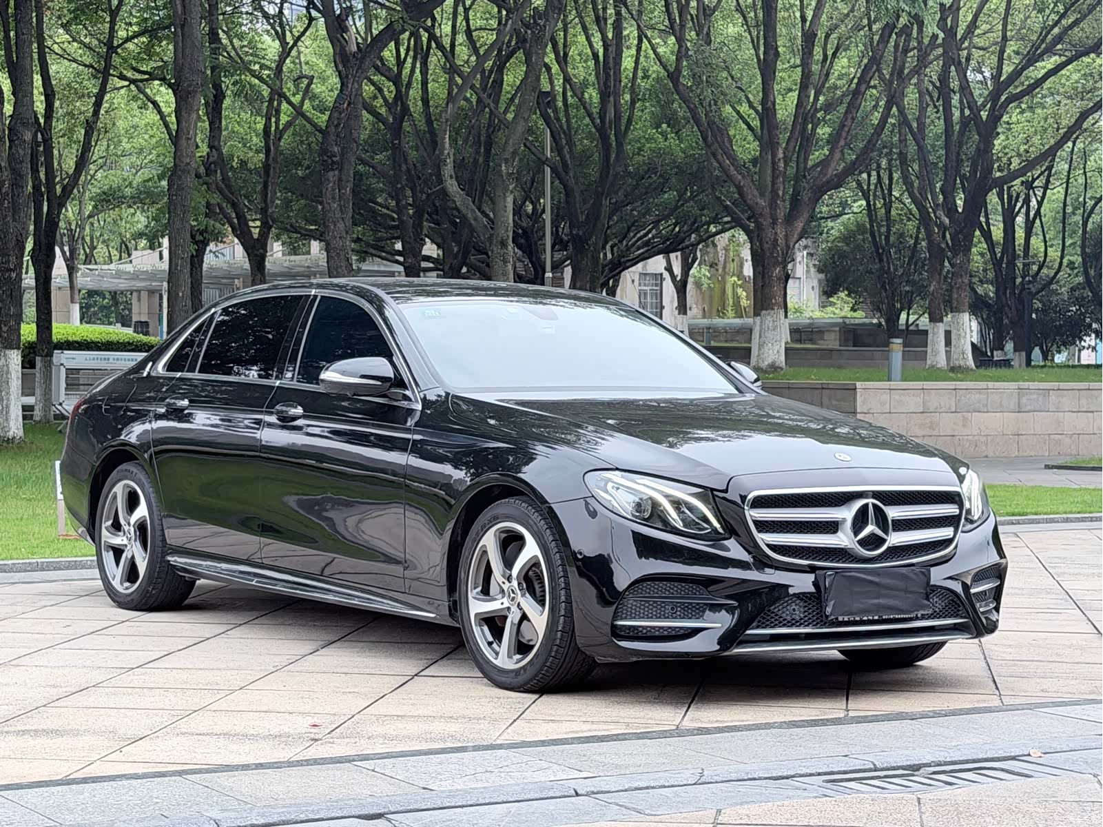 Mercedes-Benz E-Class, 2018 3