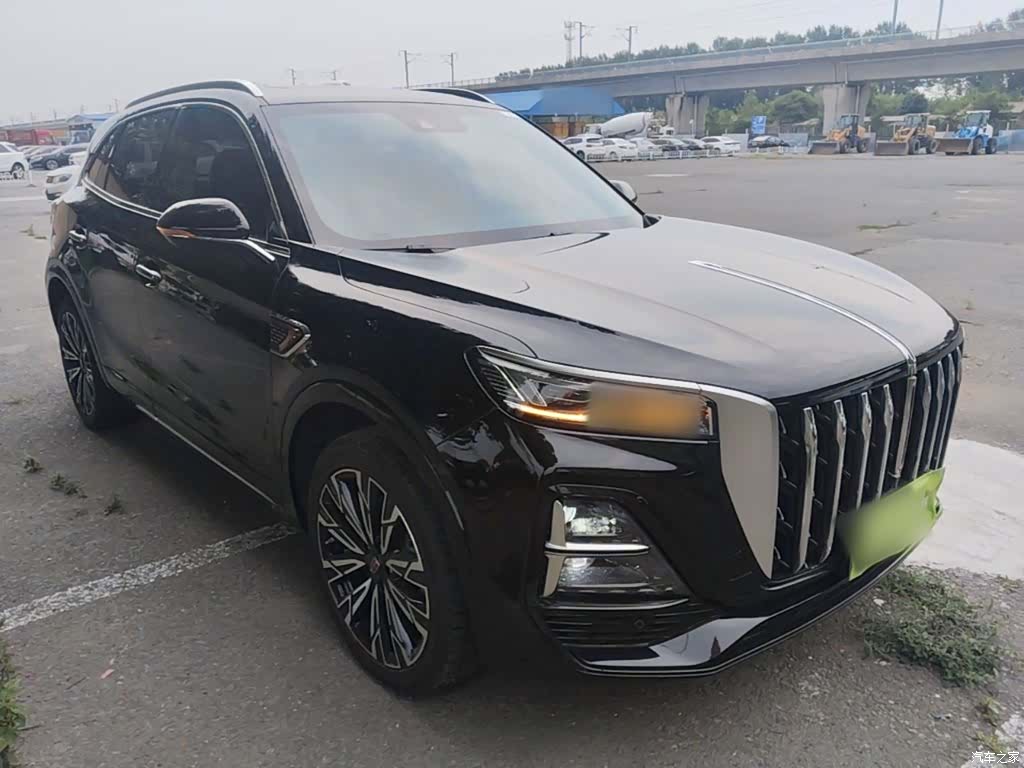 Hongqi HS5, 2023 4