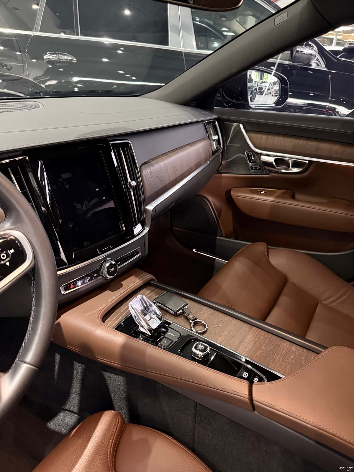 Volvo S90, 2024 10