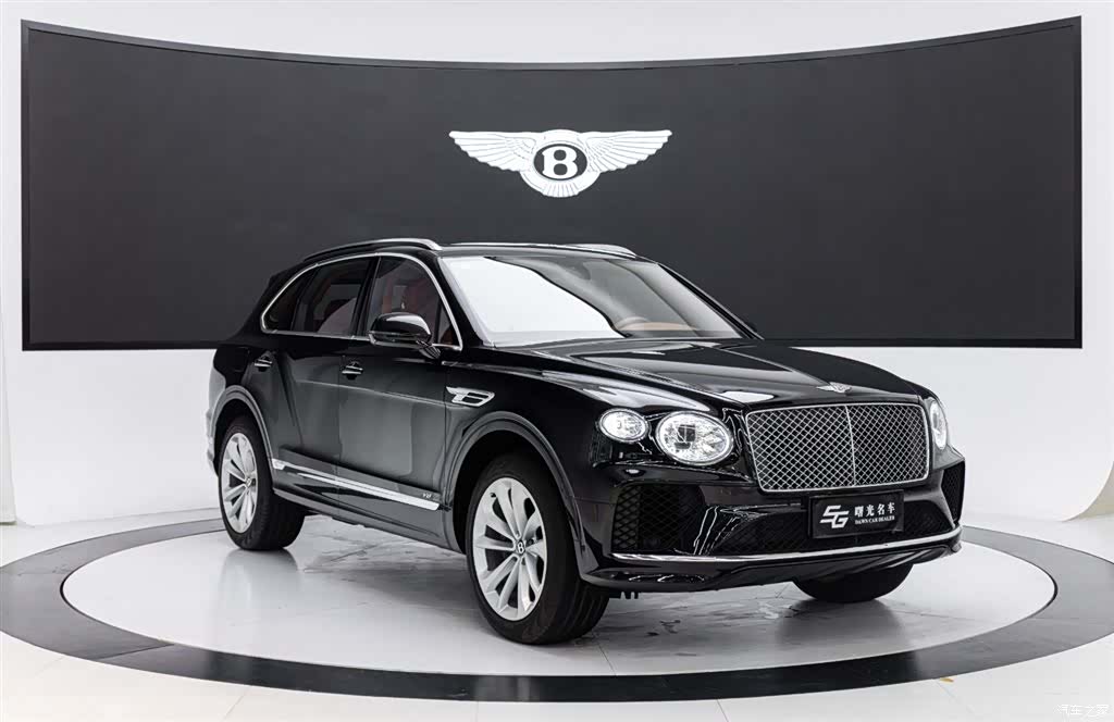 Bentley Bentayga, 2021 3