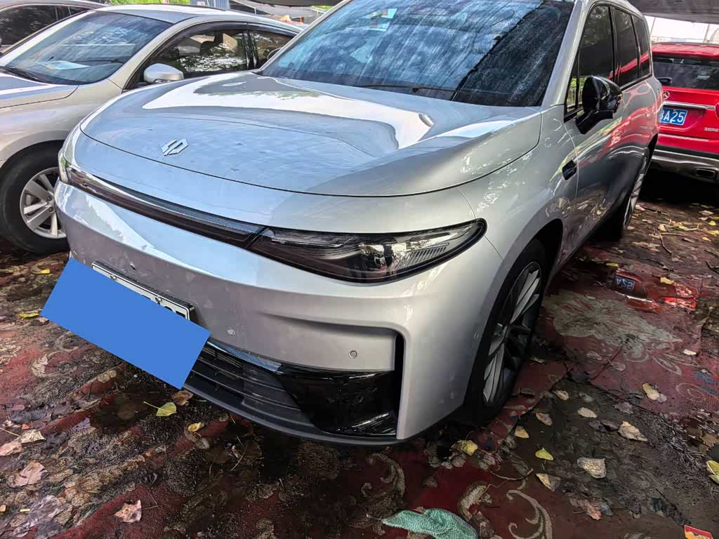 Leapmotor C16