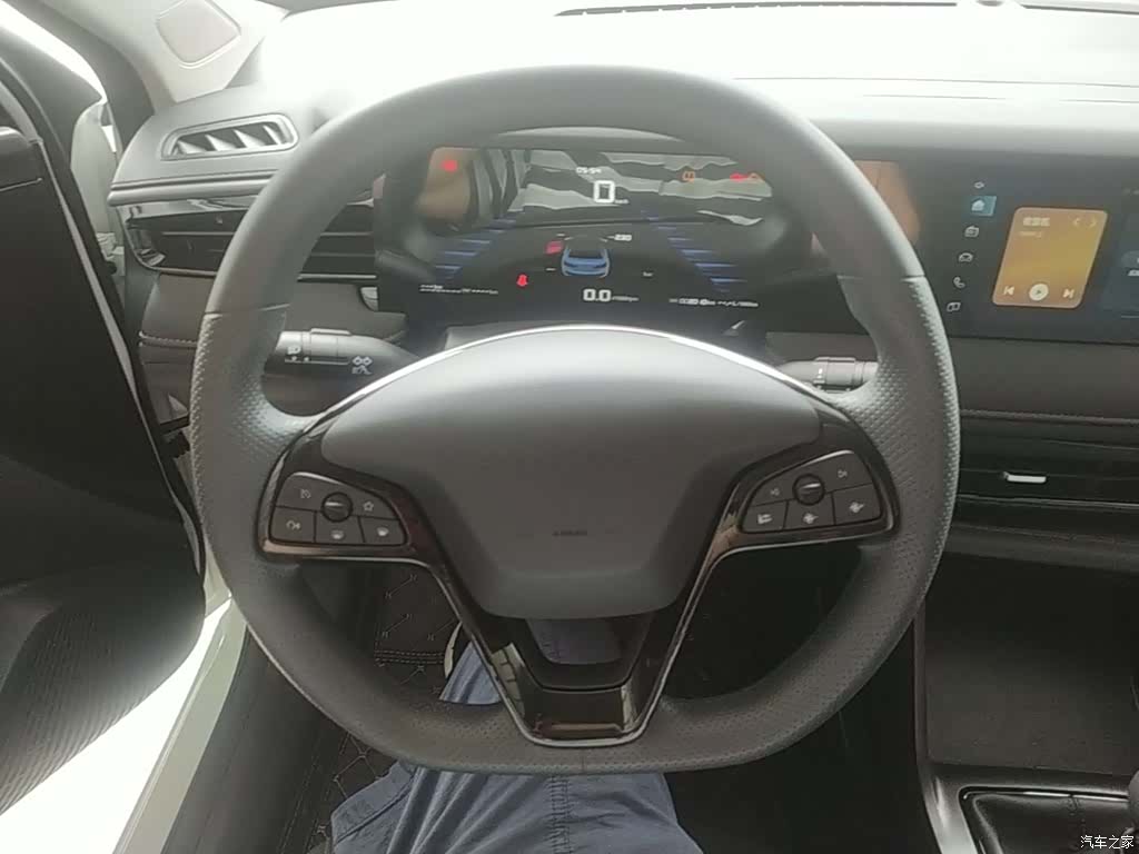 Roewe i5, 2023 11