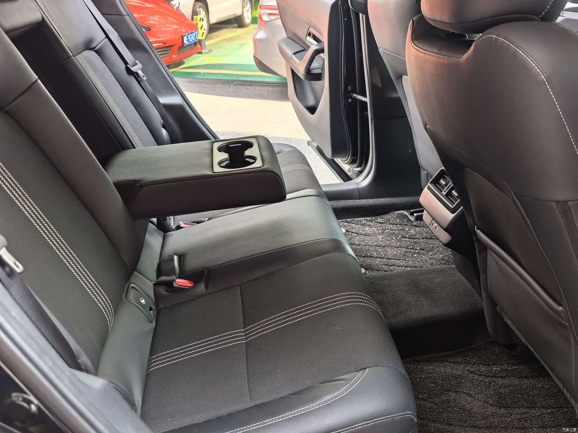 Mazda CX-50, 2024 13