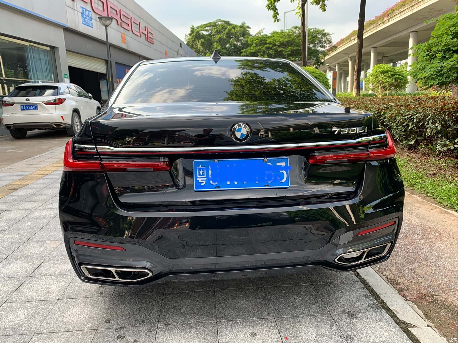 BMW 7 Series, 2012 6