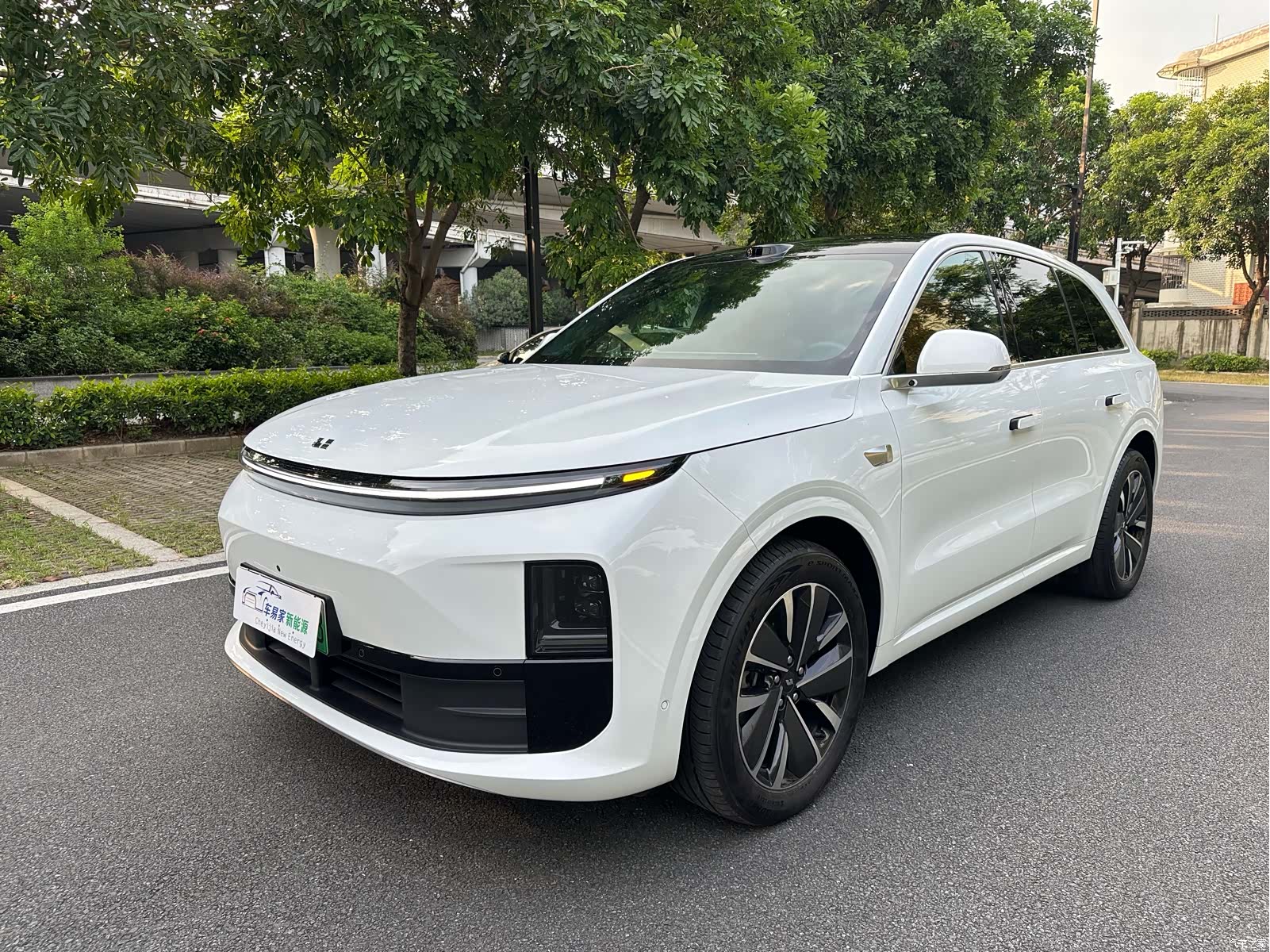 Li Auto L6, 2025 1