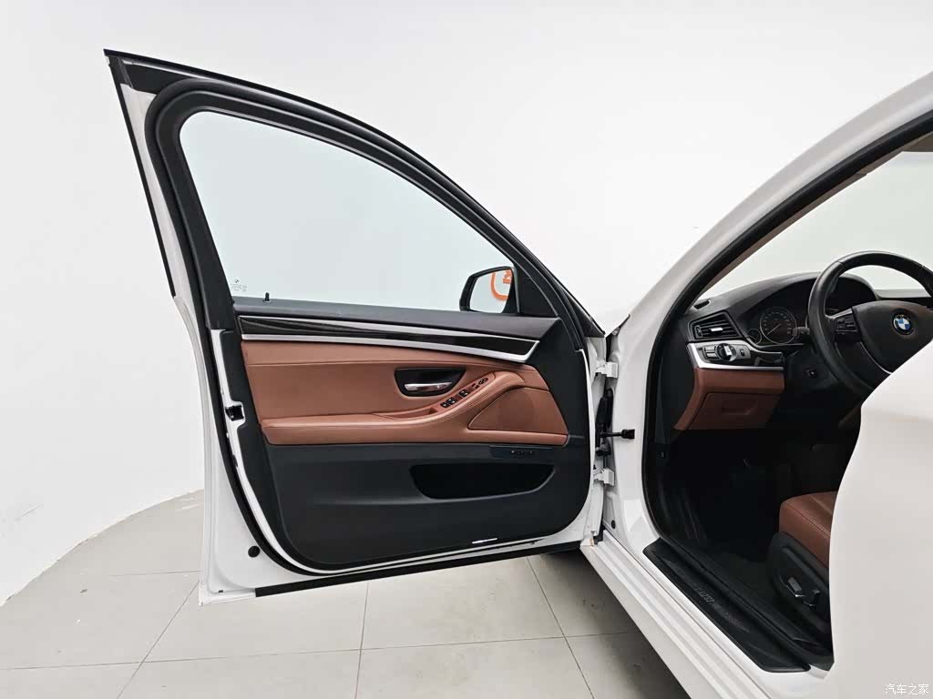 BMW 5 Series, 2016 8