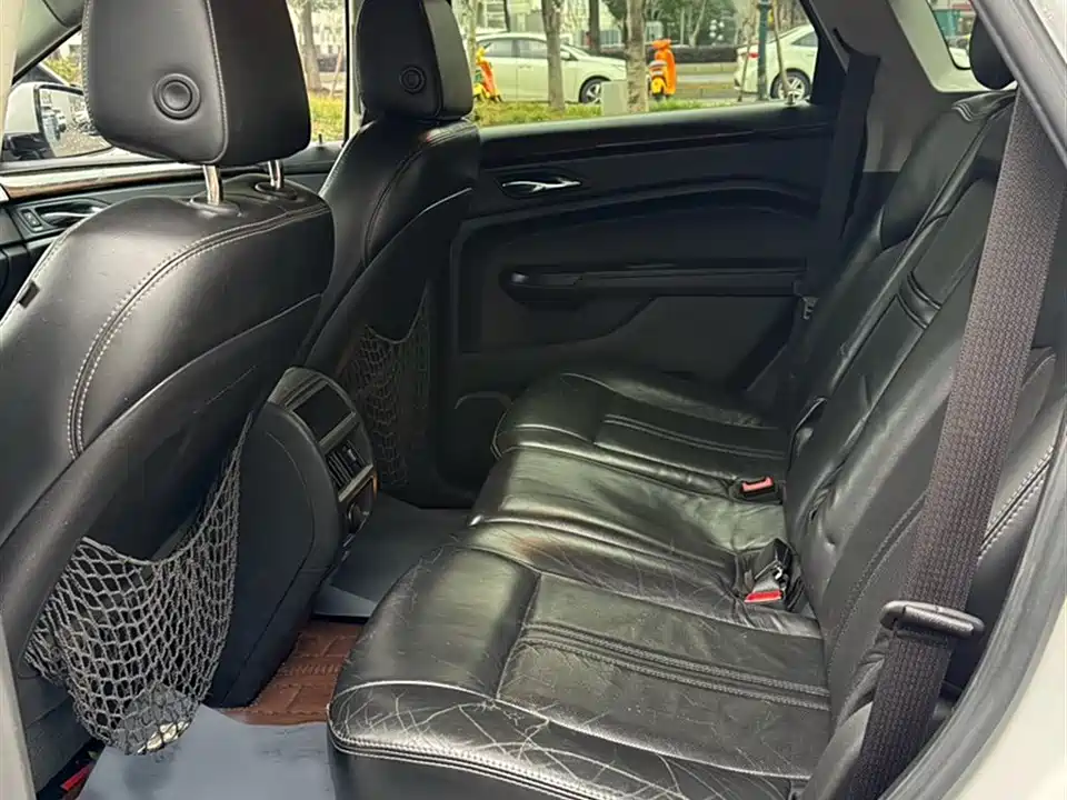 Cadillac SRX