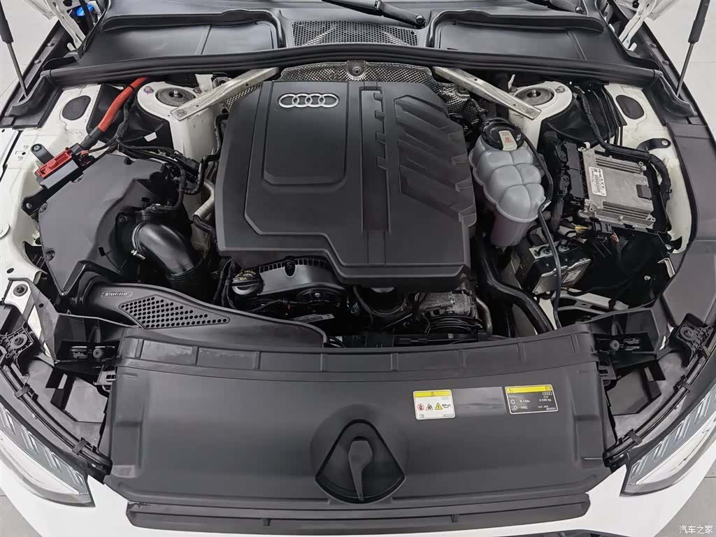 Audi A4L, 2023 6
