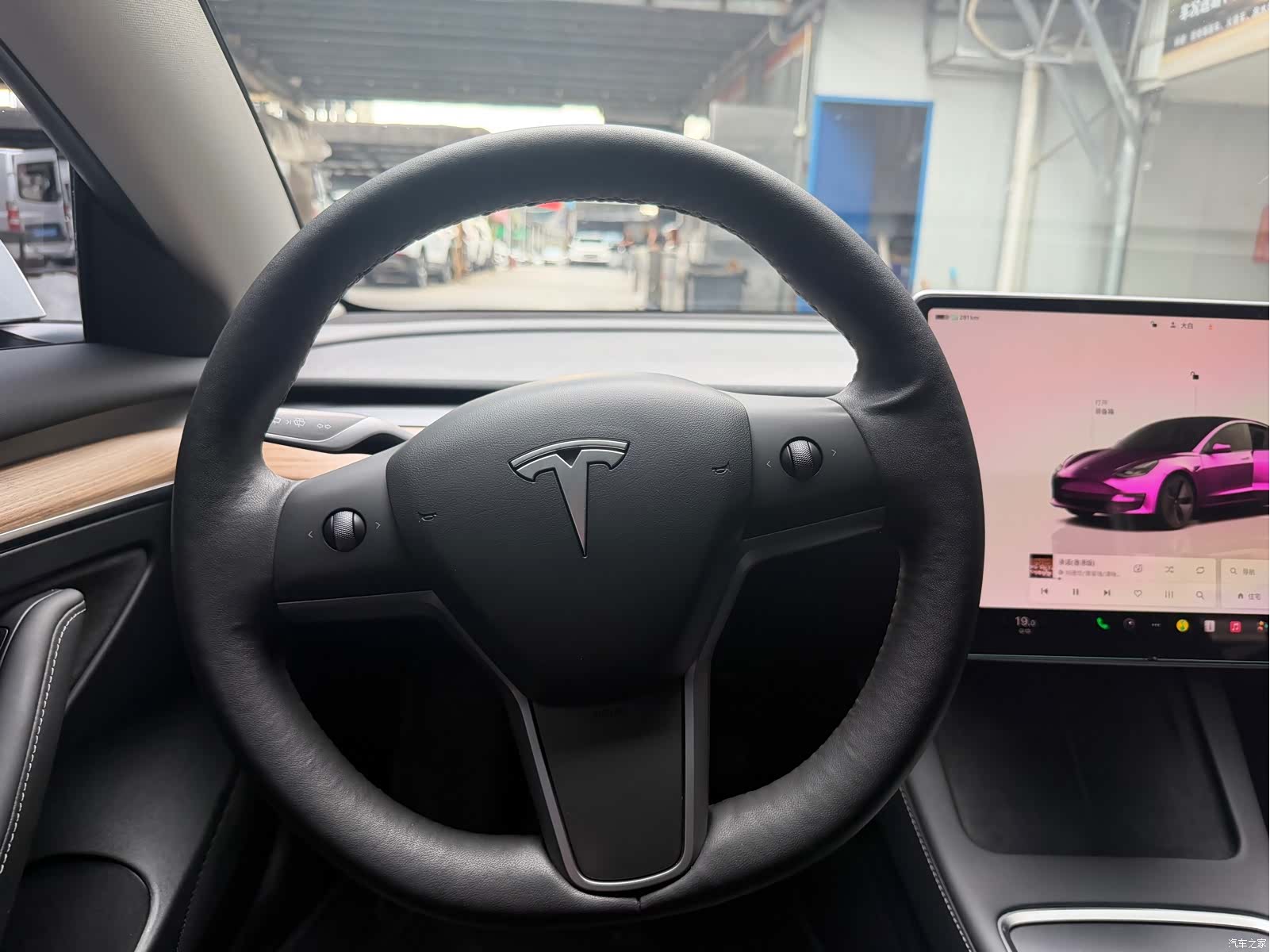 Tesla Model 3, 2022 11