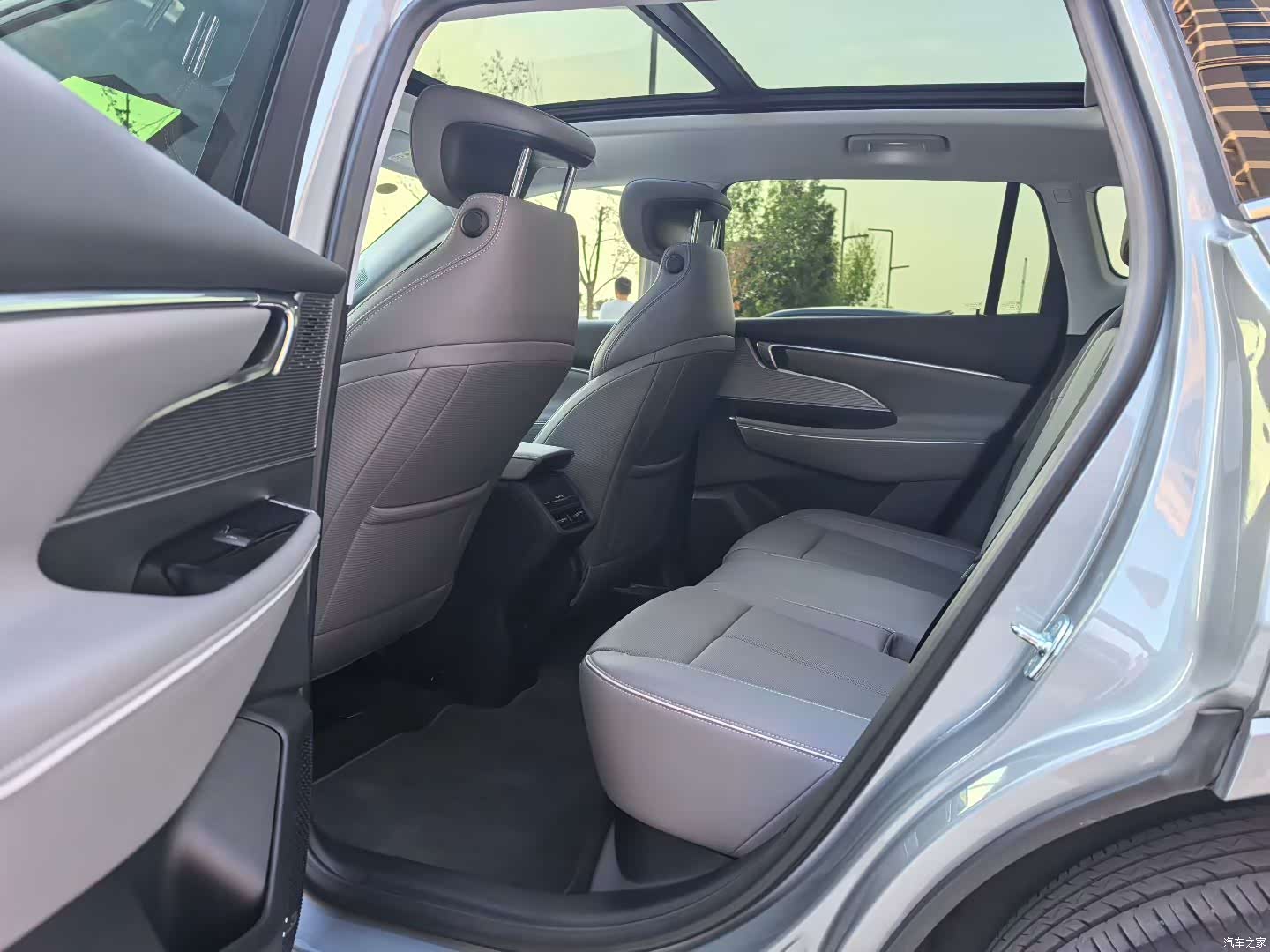 Buick E5, 2025 все фото