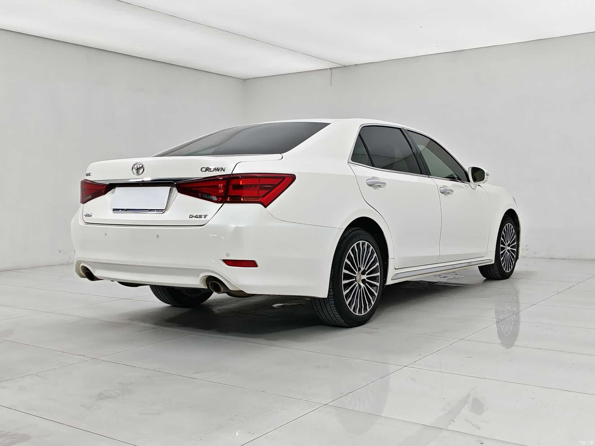 Toyota Crown, 2018 8