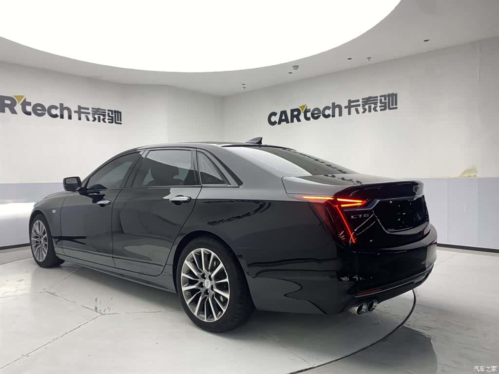 Cadillac CT6, 2023 7