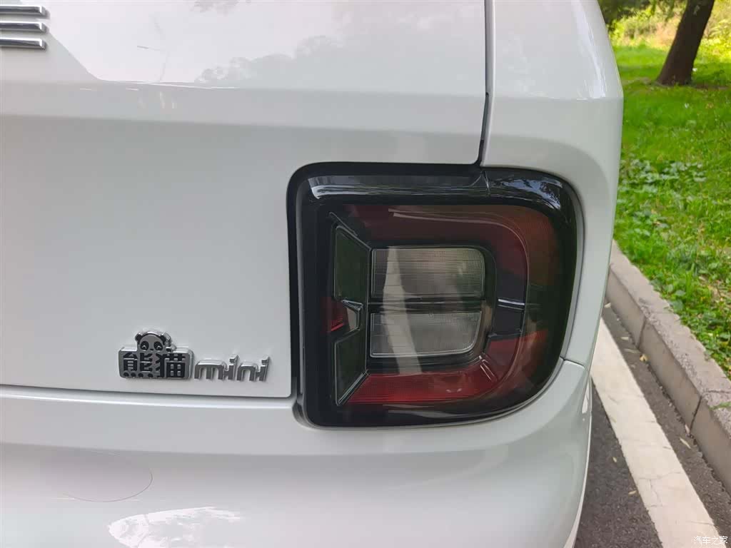 Geely Panda, 2024 7