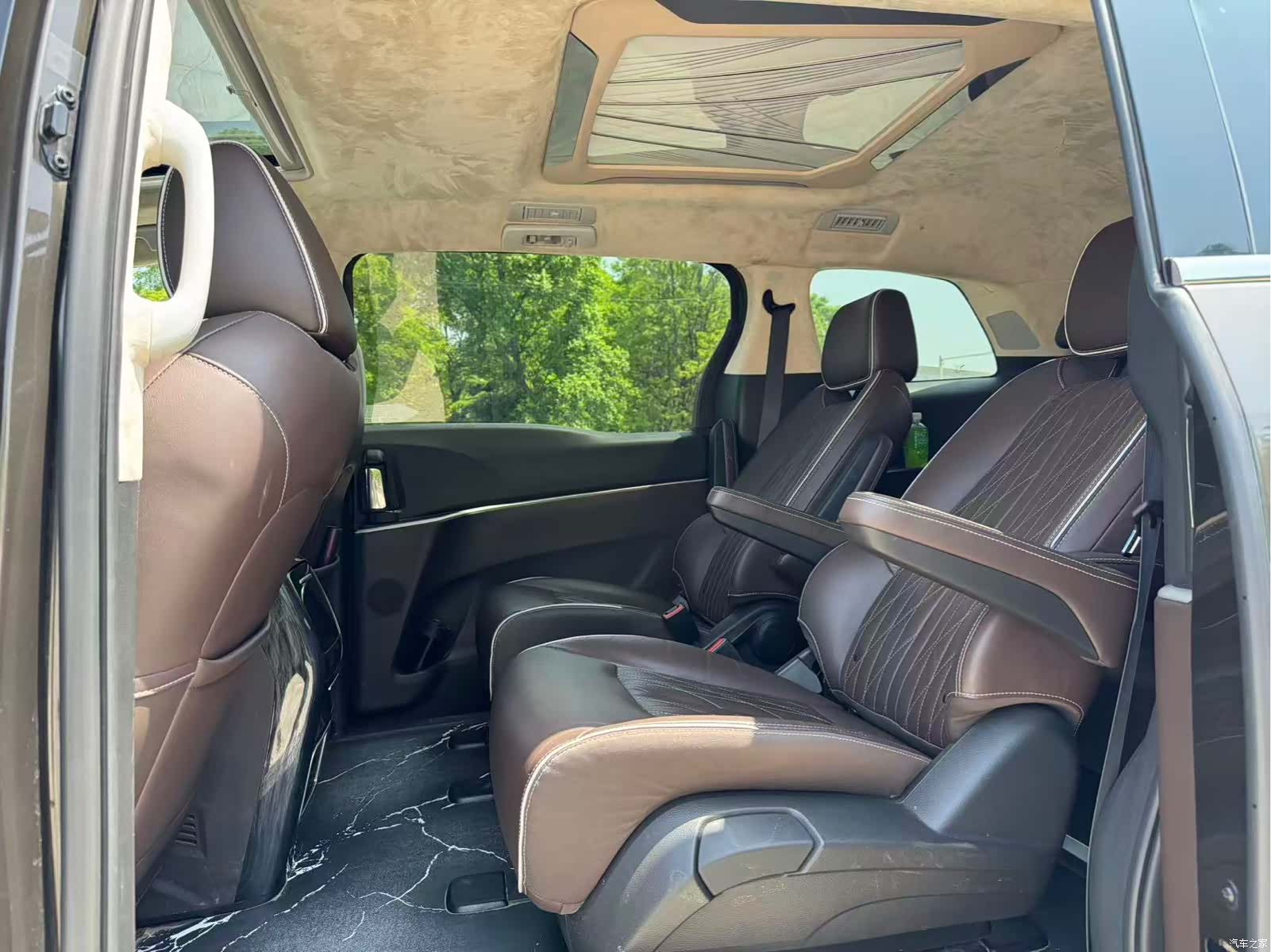 Buick GL8, 2022 4
