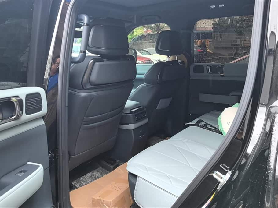 BYD Leopard 5 BYD Leopard 5
