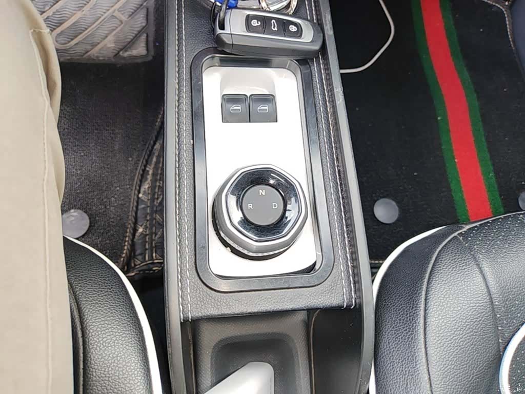 Geely Panda, 2025 14