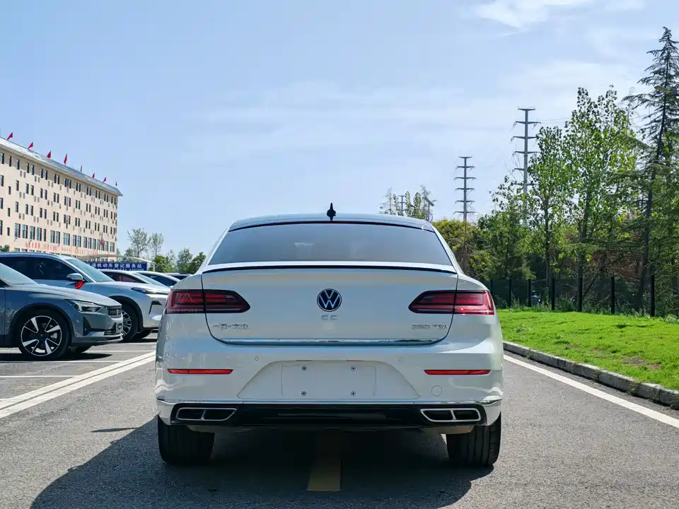 Volkswagen CC
