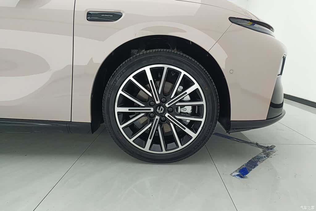Leapmotor B01, 2025 6