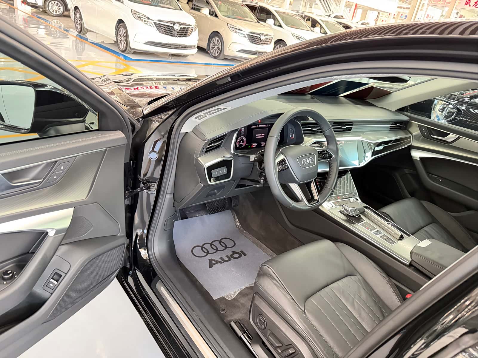 Audi A6L, 2020 4