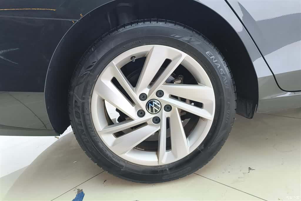 Volkswagen Lamando, 2023 6