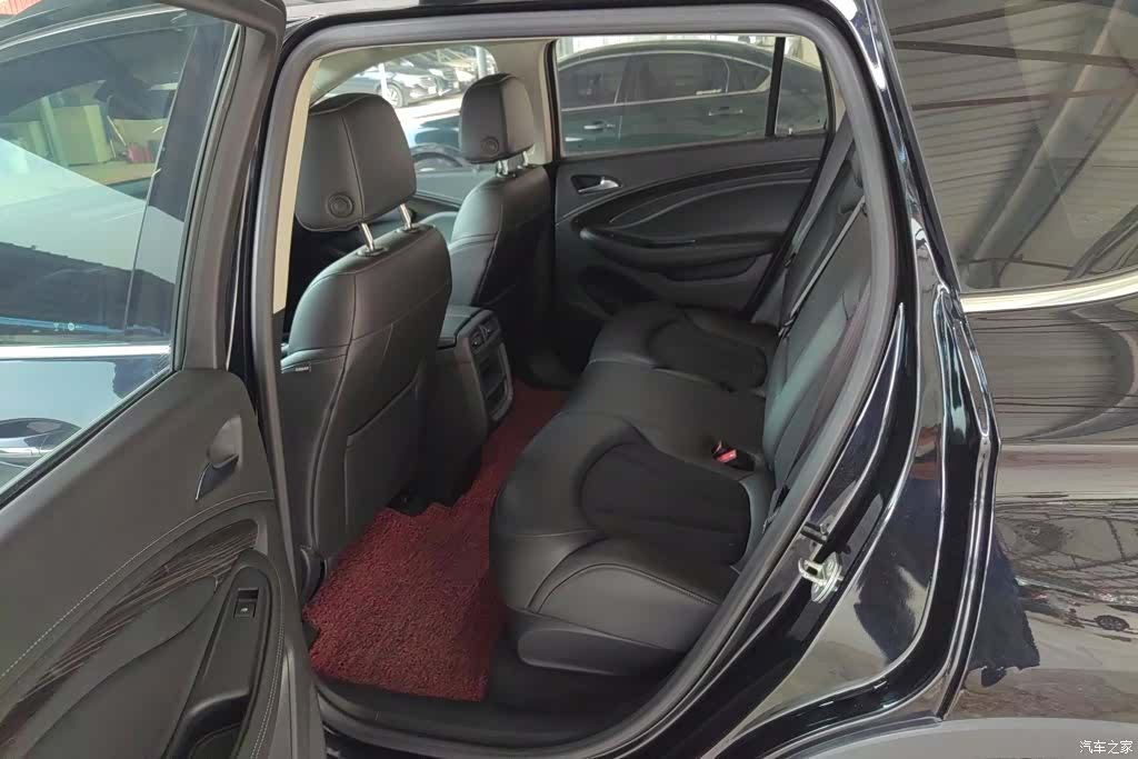 Buick Envision Plus, 2021 11