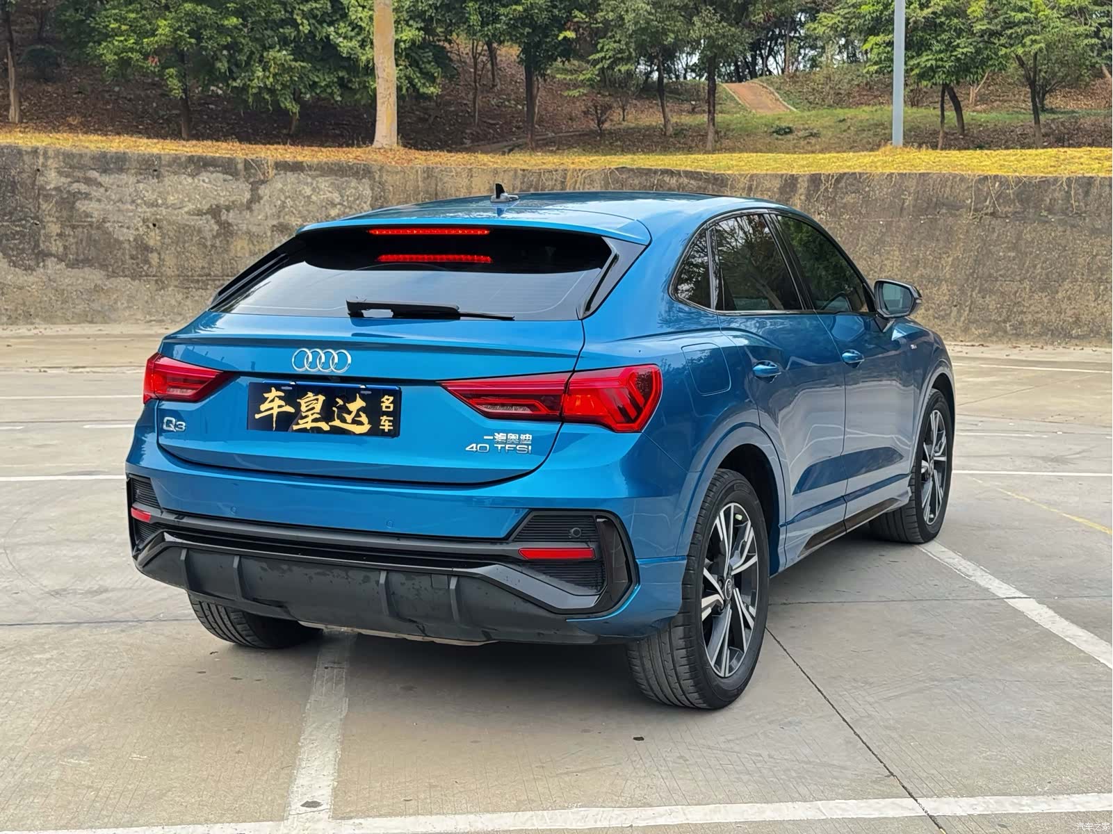 Audi Q3, 2023 4