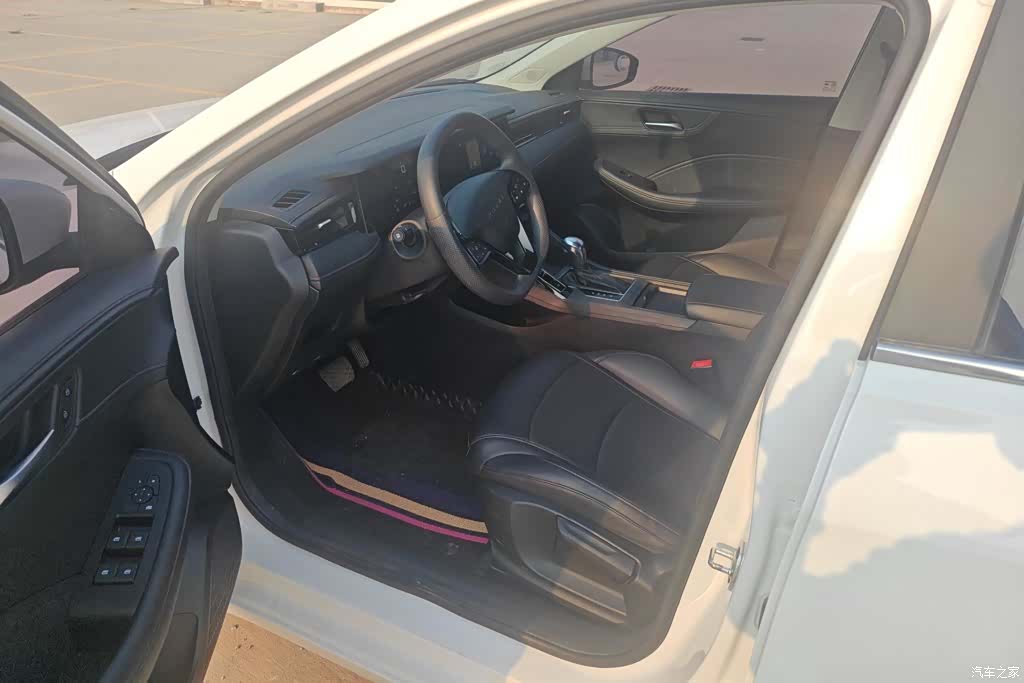 Roewe i5, 2024 9