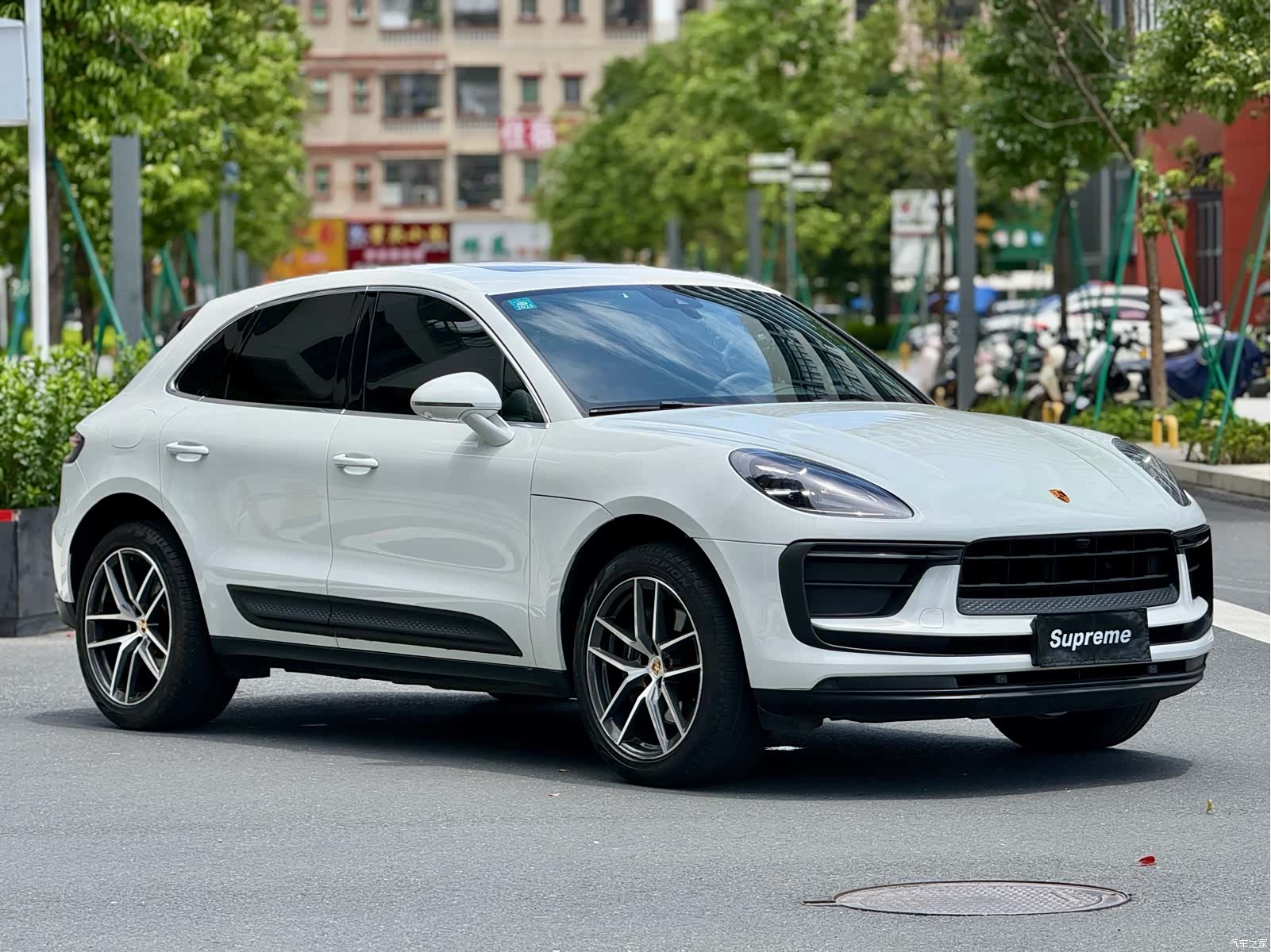 Porsche Macan, 2023 3