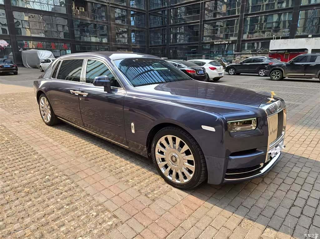 Rolls-Royce Phantom, 2024 2