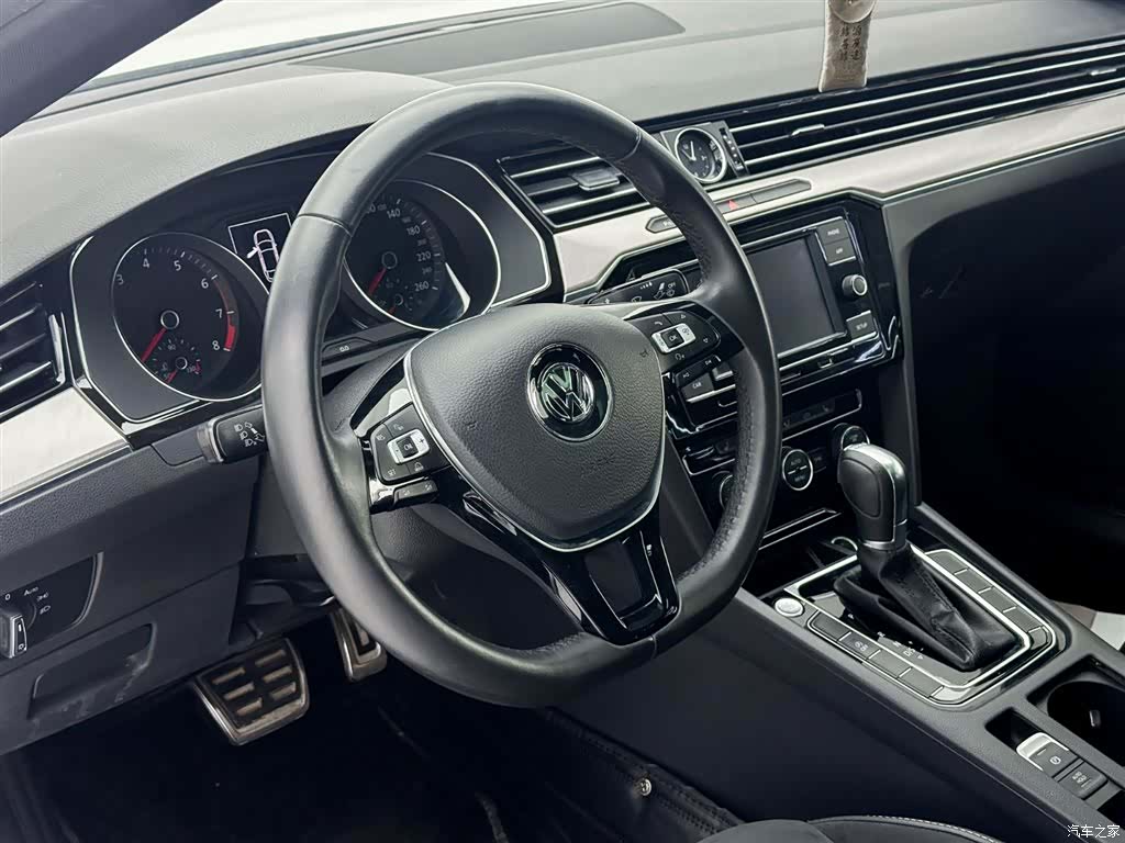 Volkswagen CC, 2019 11