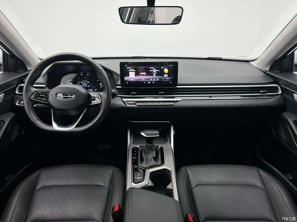 Geely Emgrand, 2022 20