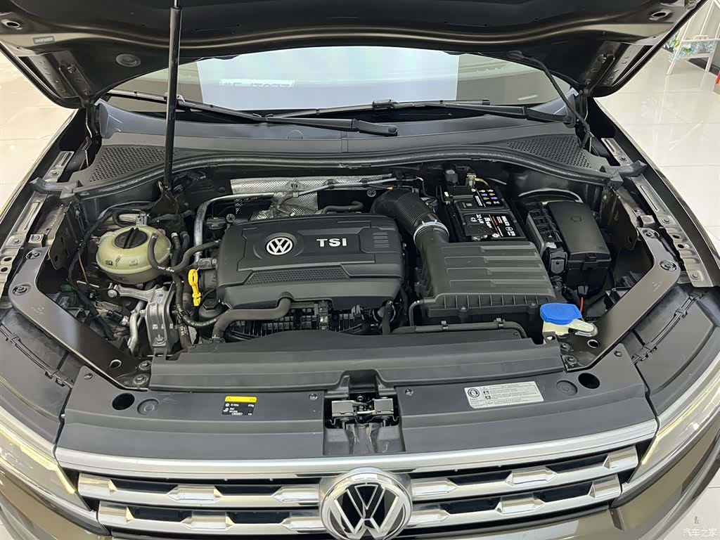Volkswagen Tiguan L, 2017 9