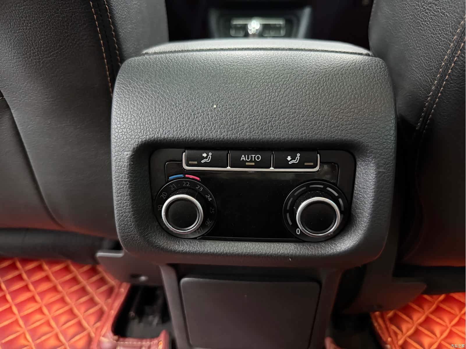 Volkswagen Xia, 2016 10