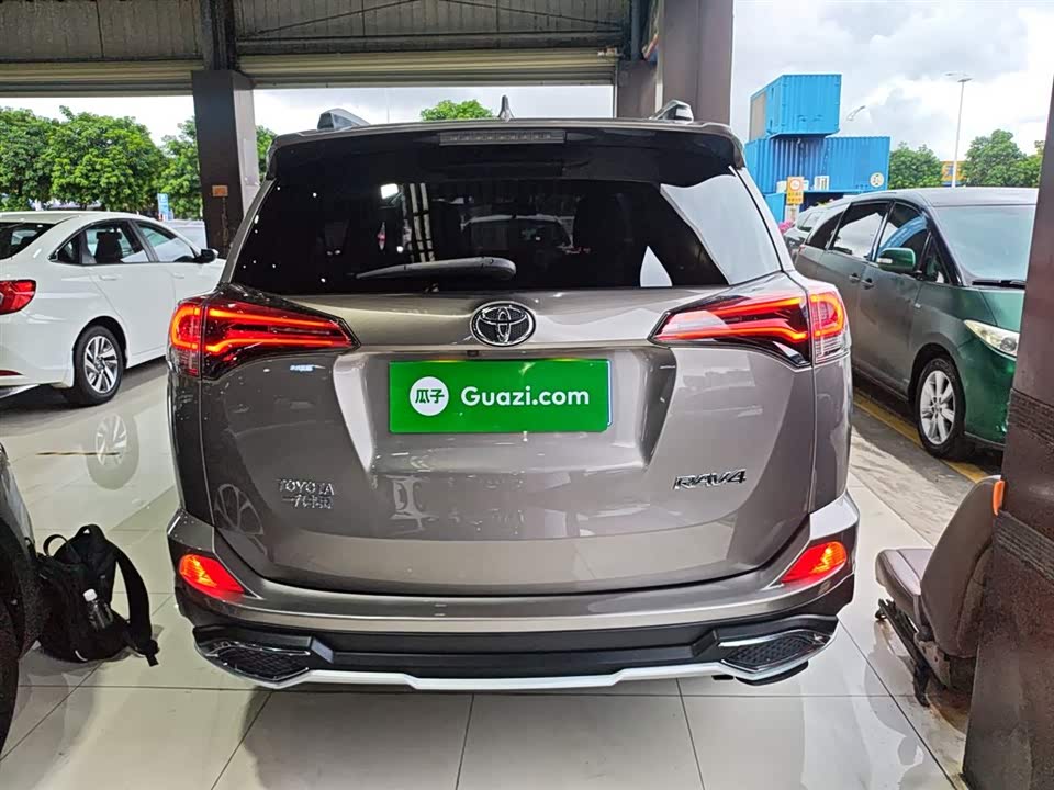 Toyota RAV4 Rongfang