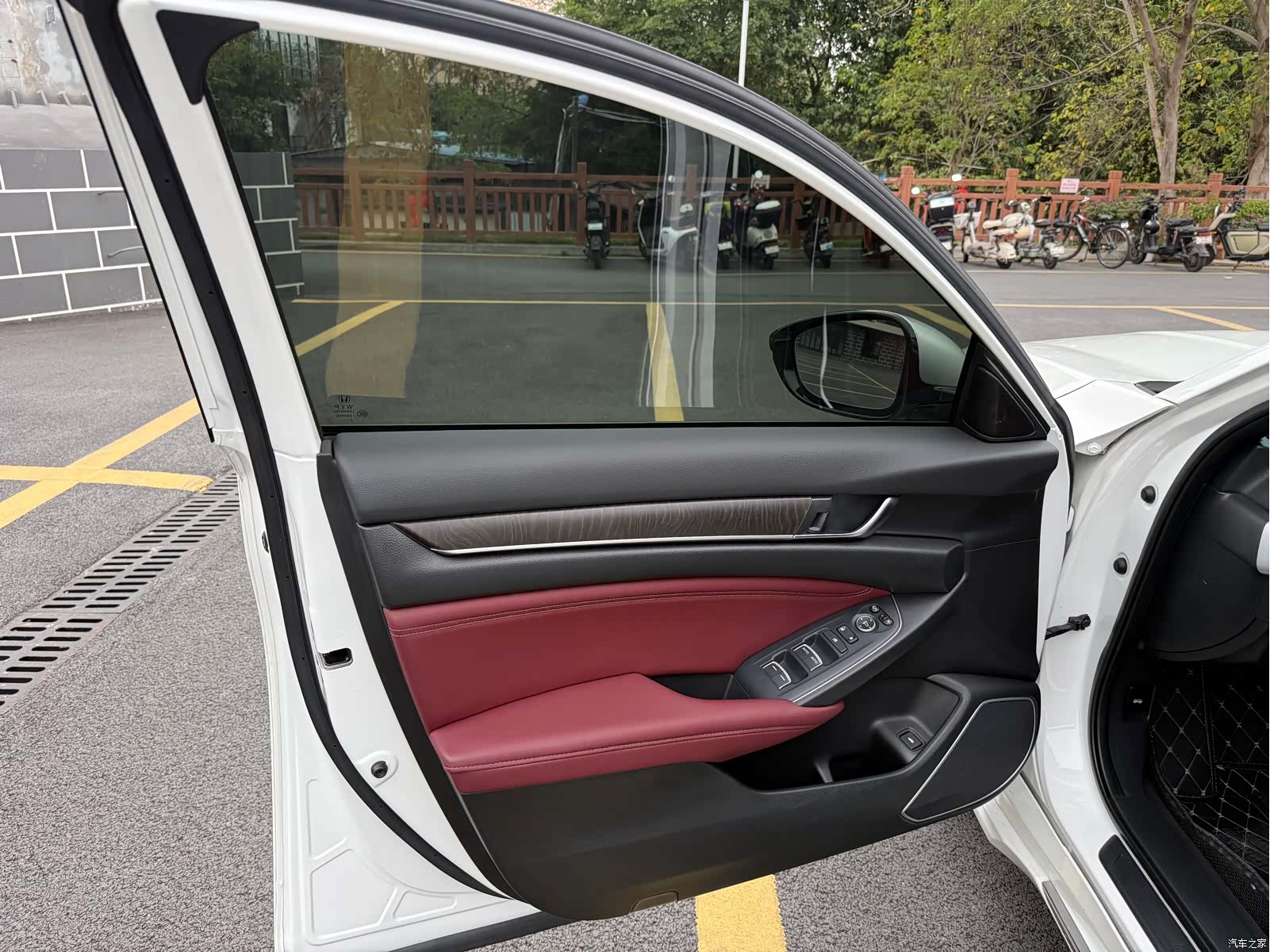 Honda Inspire, 2022 10