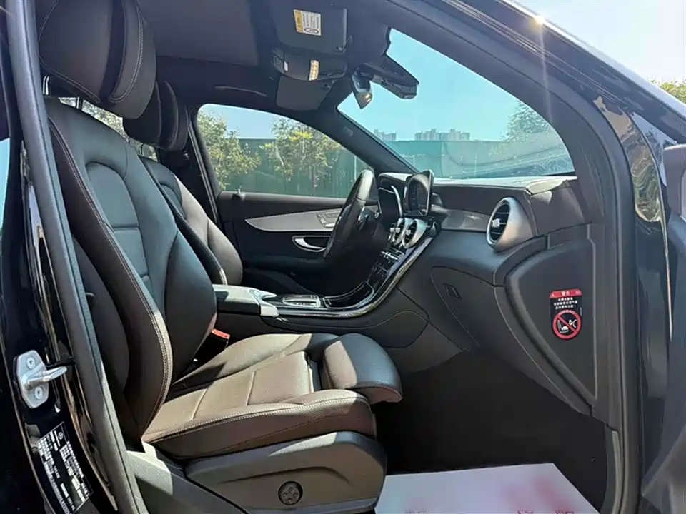 Mercedes-Benz GLC Mercedes-Benz GLC