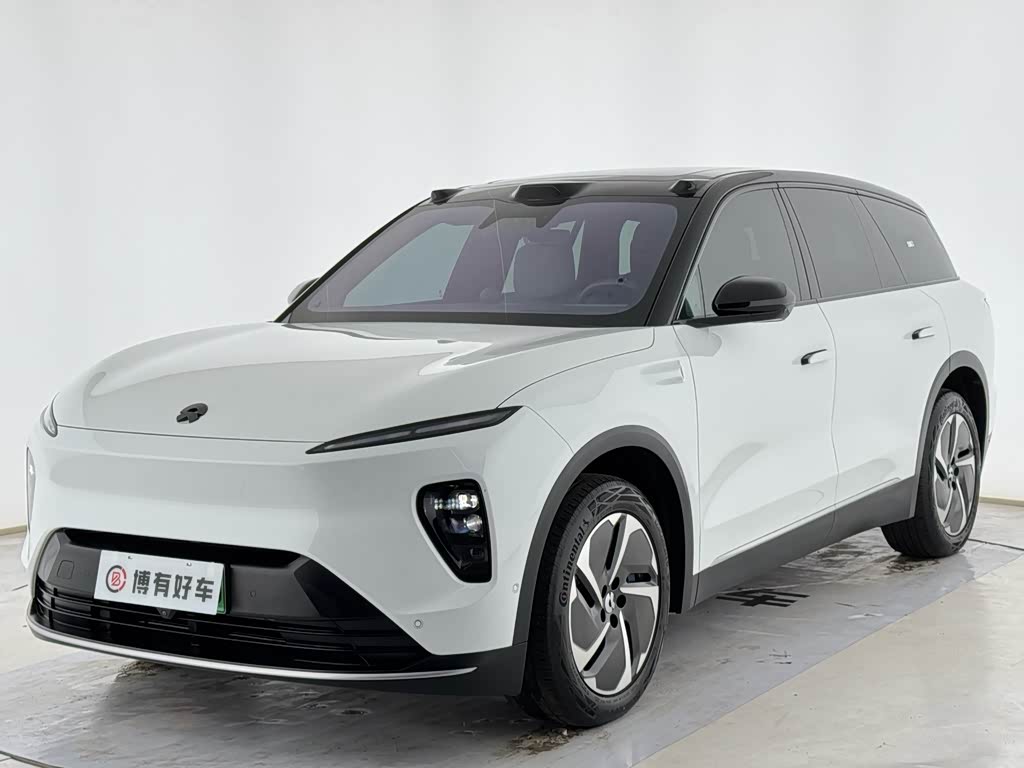 NIO ES8