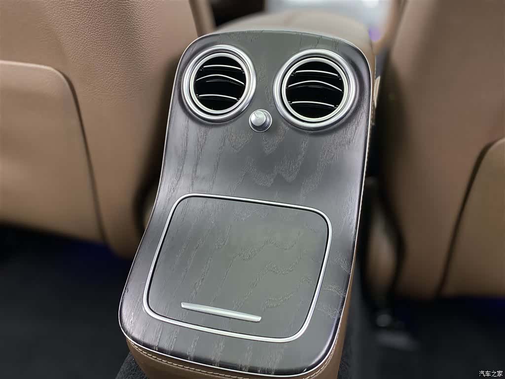 Mercedes-Benz E-Class, 2020 23