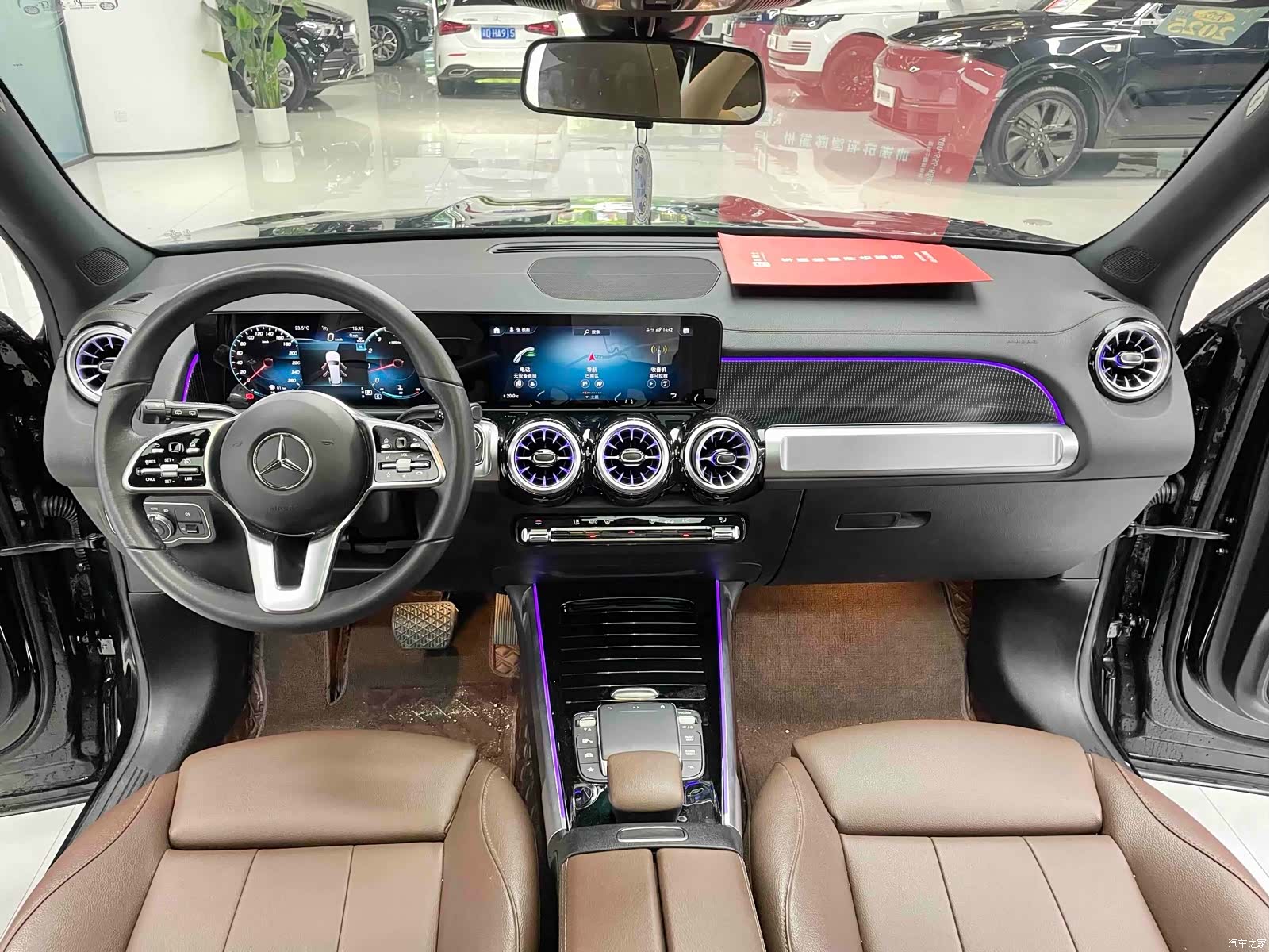 Mercedes-Benz GLB, 2023 11