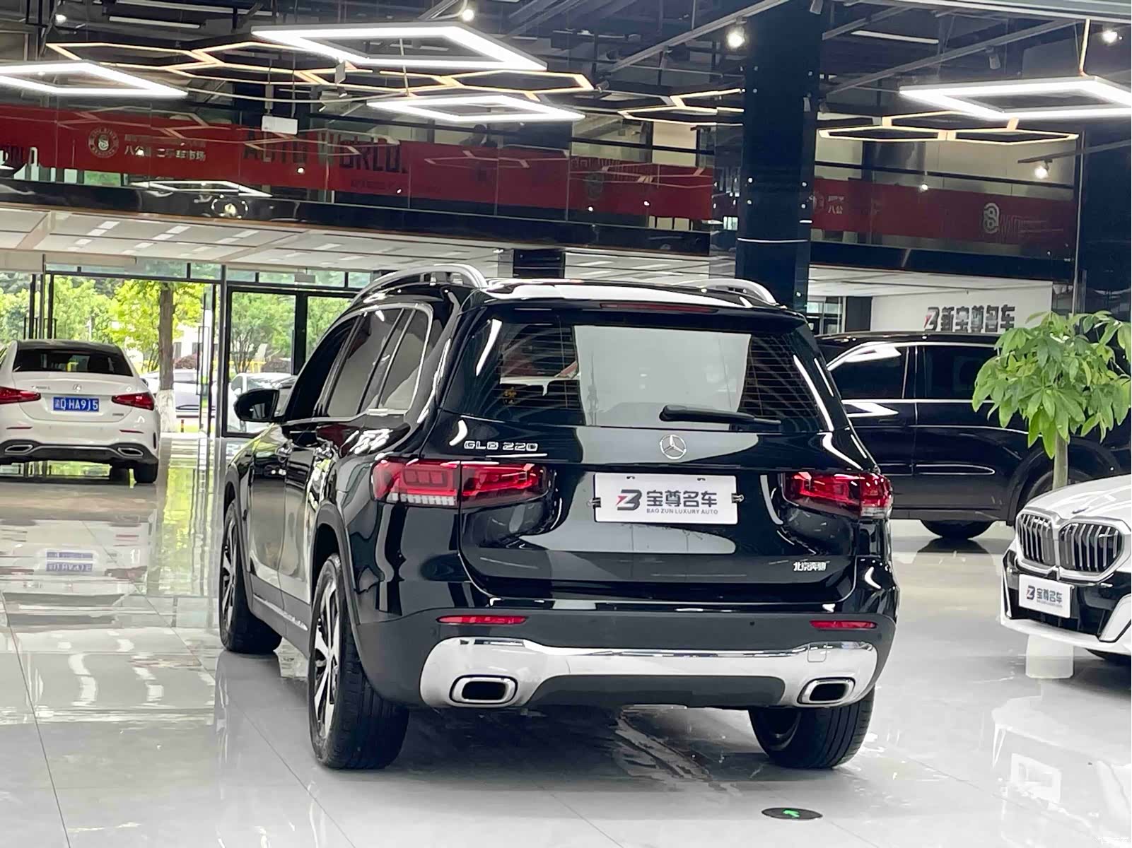 Mercedes-Benz GLB, 2023 16