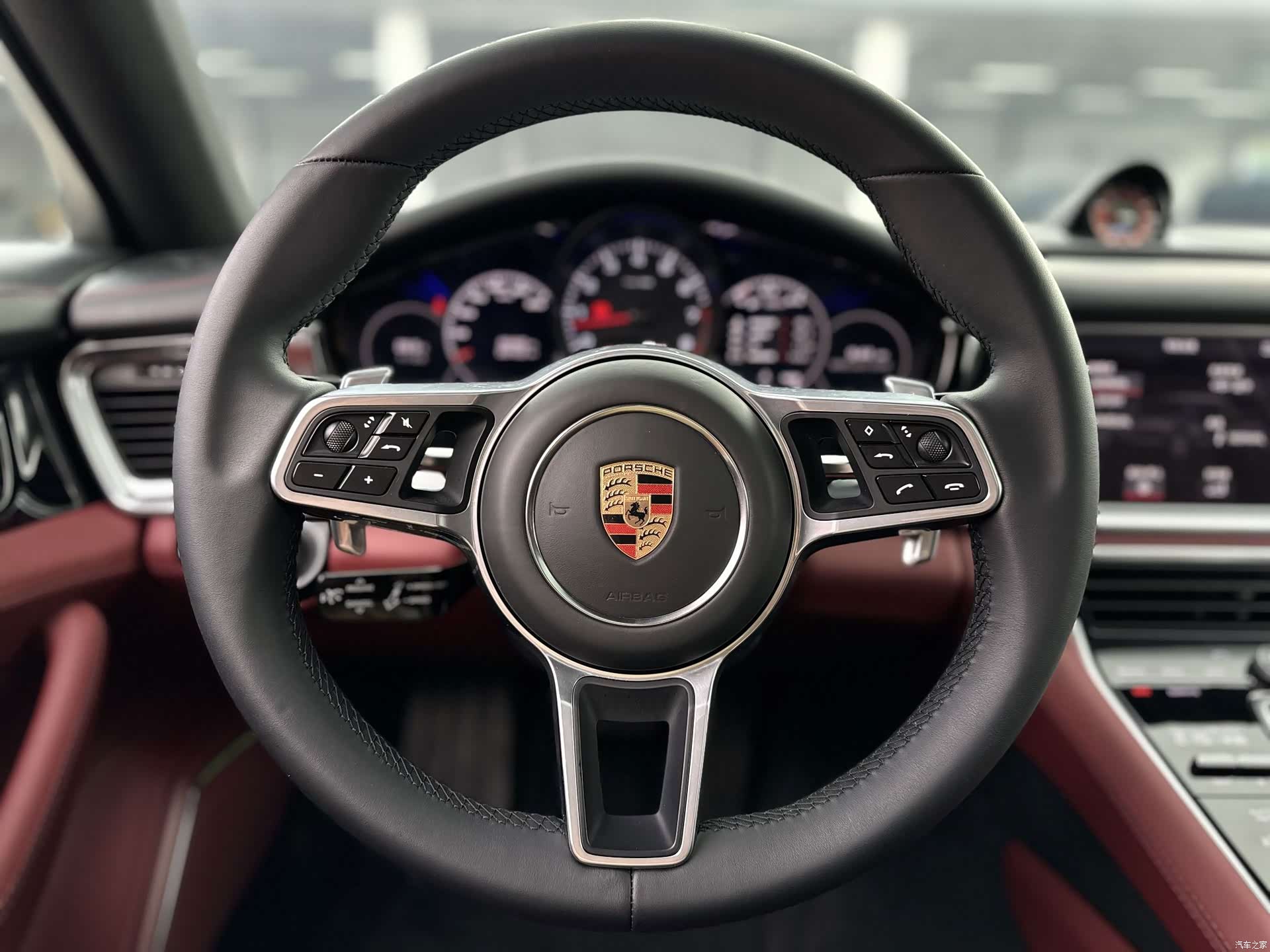 Porsche Panamera, 2019 13