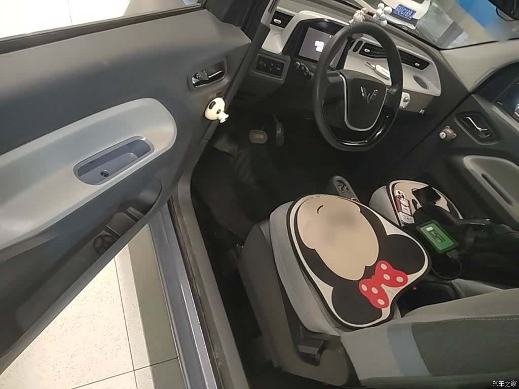 Wuling MINIEV, 2022 16