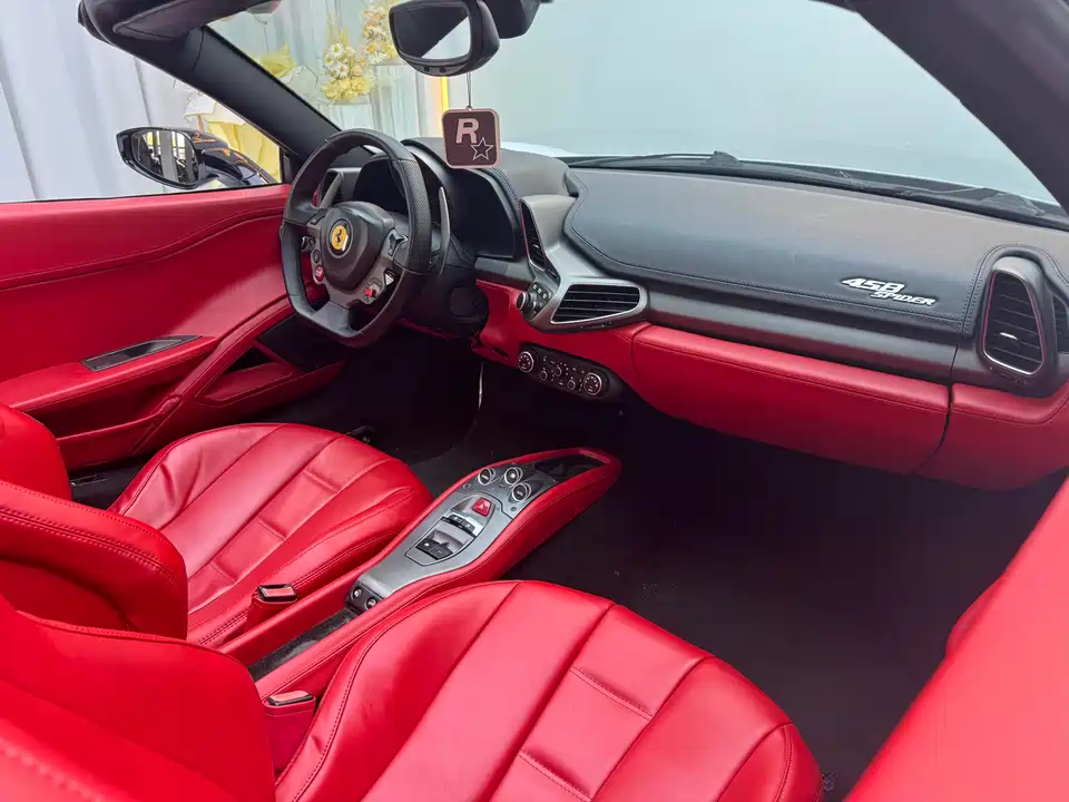 Ferrari 458