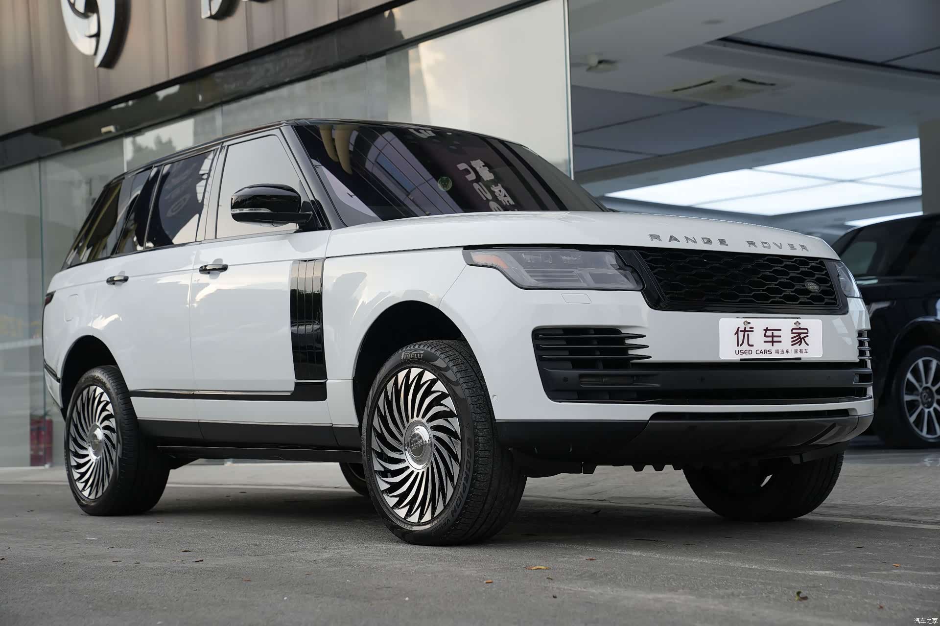 Land Rover Range Rover, 2019 3